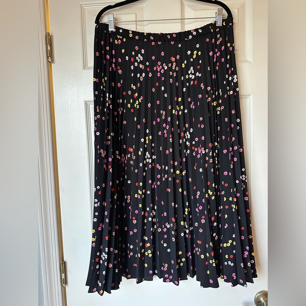 Halogen Pleated Floral Midi Skirt